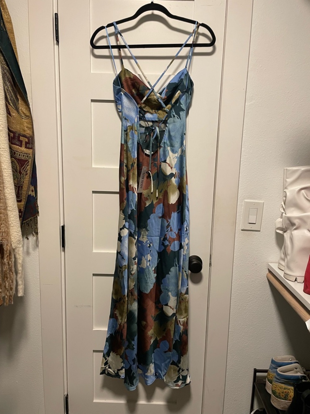 12th Tribe Natalia Blue Printed Maxi Dress - Picture 2 of 3